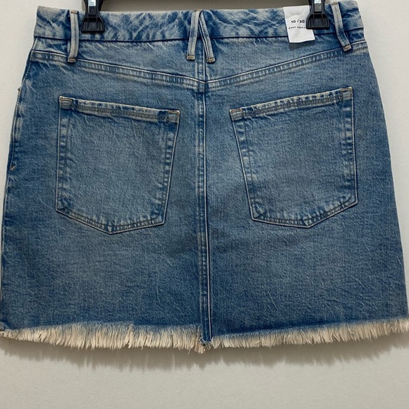 NWT Good American Micro Raw Hem Mini Skirt Size 10/30. - Picture 4 of 10